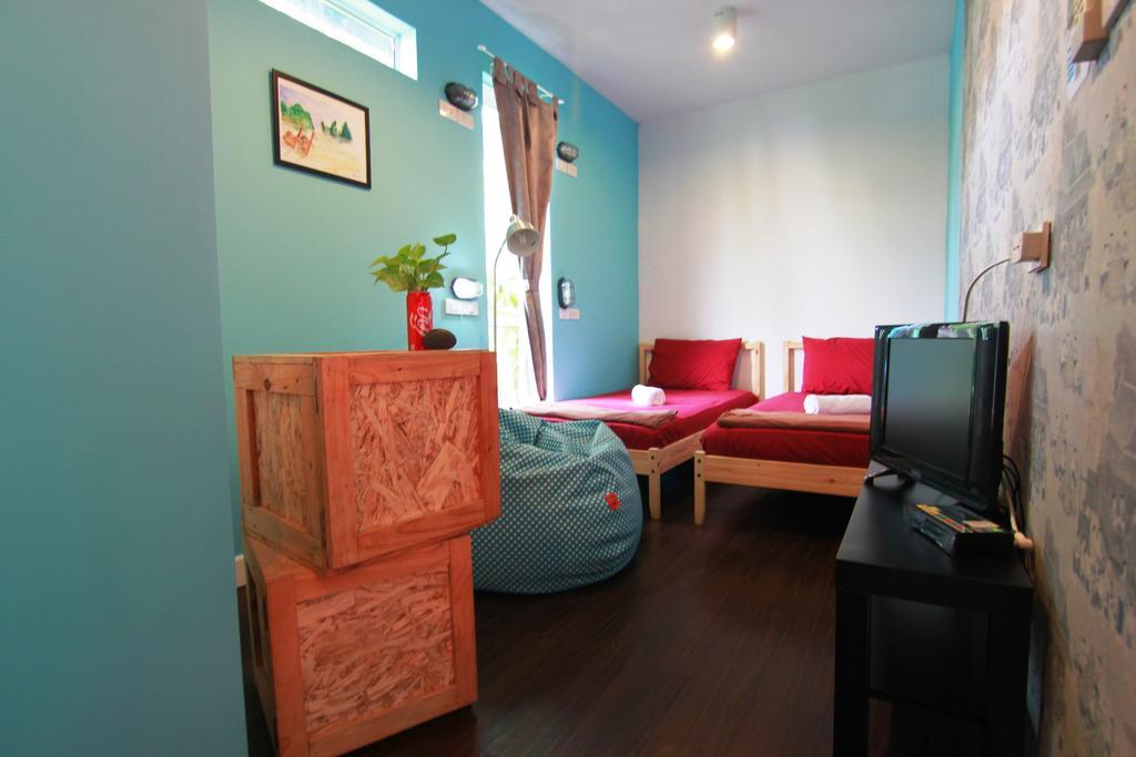 Wh Hostel Bangkok Extérieur photo